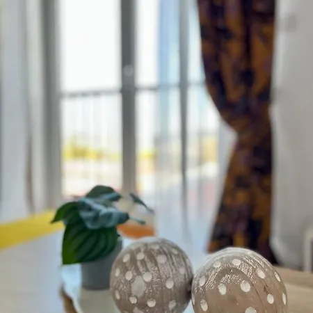 Artabra Infinita Petit Lejlighed Ferrol